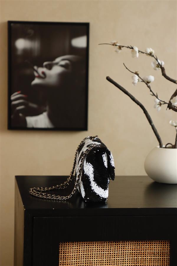 2026131214250765 900